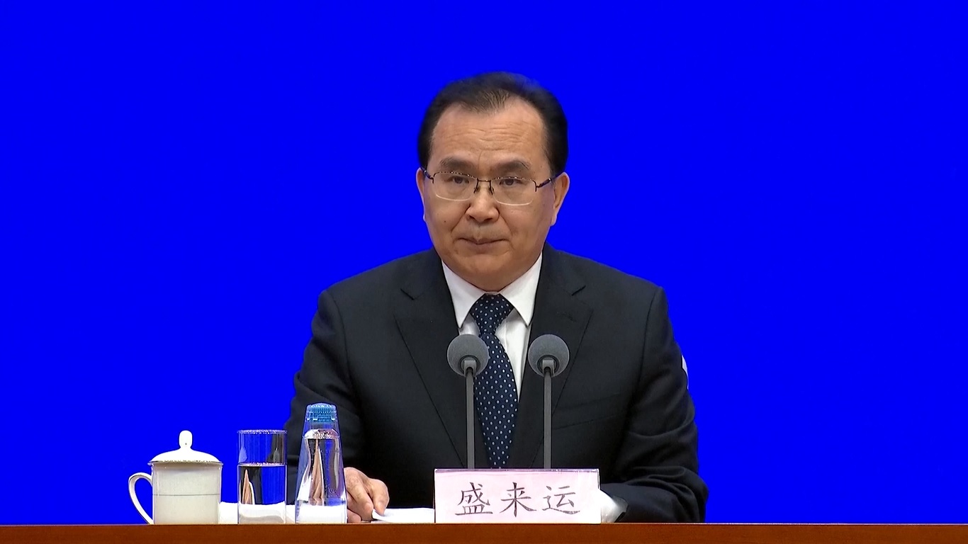 Perusahaan di atas ukuran yang ditentukan mengacu pada mereka yang memiliki pendapatan tahunan dari operasi bisnis utama melebihi 20 juta yuan (sekitar 44