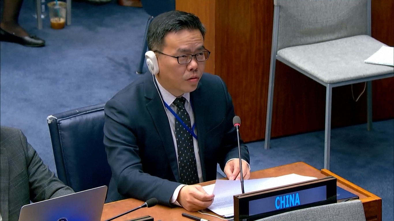 Tiongkok juga akan melanjutkan upayanya untuk meningkatkan dialog dan kerja sama di antara kelima negara pemilik senjata nuklir