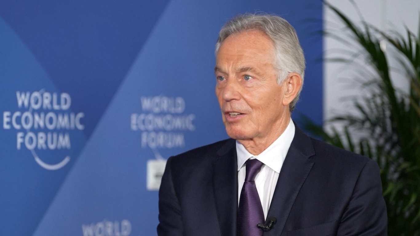 Eks PM Inggris Serukan Orang-Orang agar Melihat dan Memahami Tiongkok melalui Sudut Pandang Orang Tiongkok