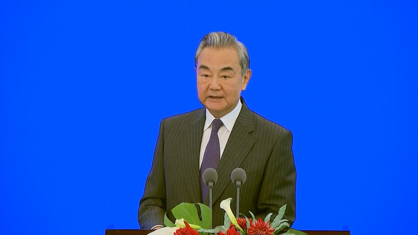 Menlu Tiongkok Desak Jepang Hadapi Sejarah secara Terbuka untuk Raih Rasa Hormat