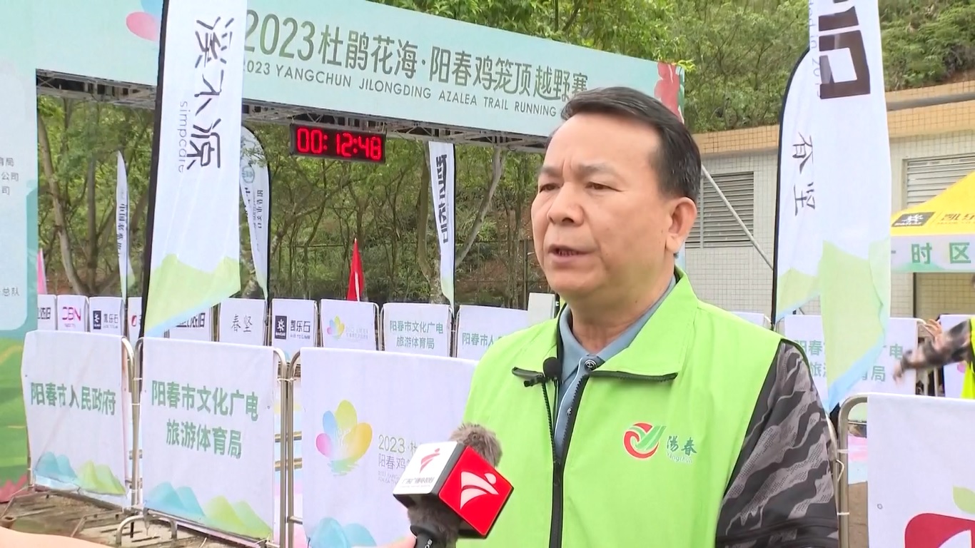 Libur Hari Buruh yang dimulai pada hari Sabtu (29/4) lalu ini banyak orang yang menghabiskan waktu luangnya dengan mengikuti lomba jalan cepat dan lari trail