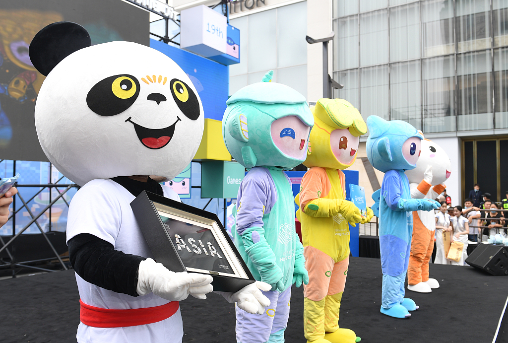 Inilah ketiga kalinya kota di Tiongkok menyelenggarakan Asian Games setelah kota Beijing