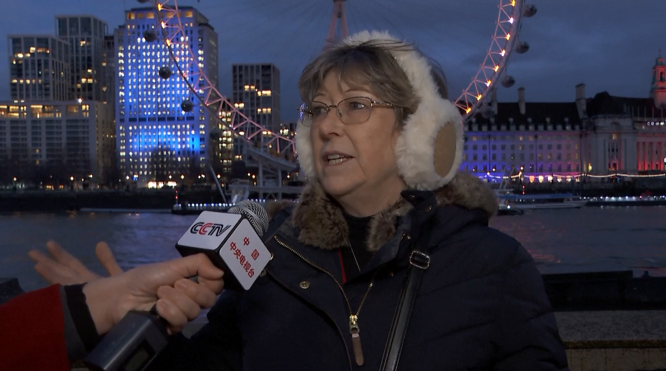 Gedung-gedung Ikonik di Seluruh Dunia Diterangi dengan Warna Merah untuk Tahun Baru Imlek 2026