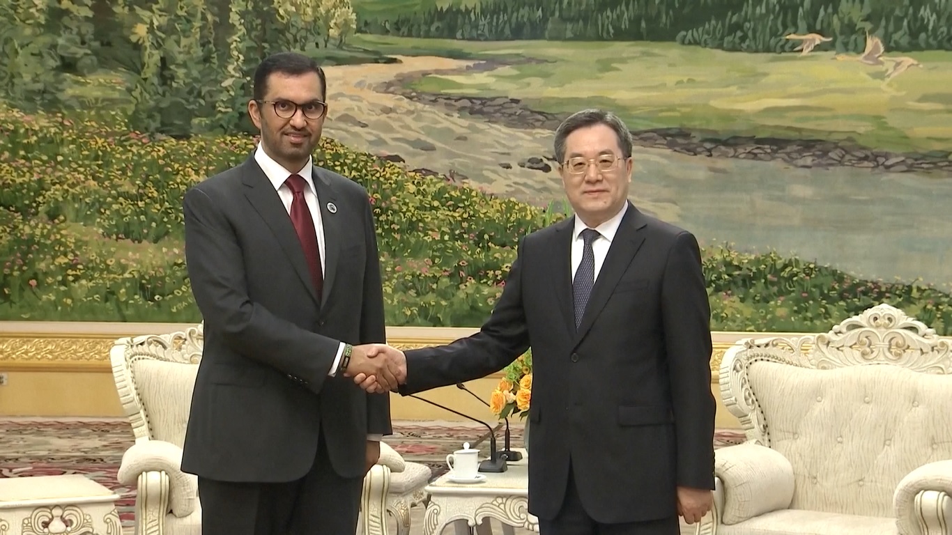 Tingkok akan mengambil langkah aktif dan hati-hati untuk menggapai tujuan mencapai puncak emisi karbon dan netralitas karbon