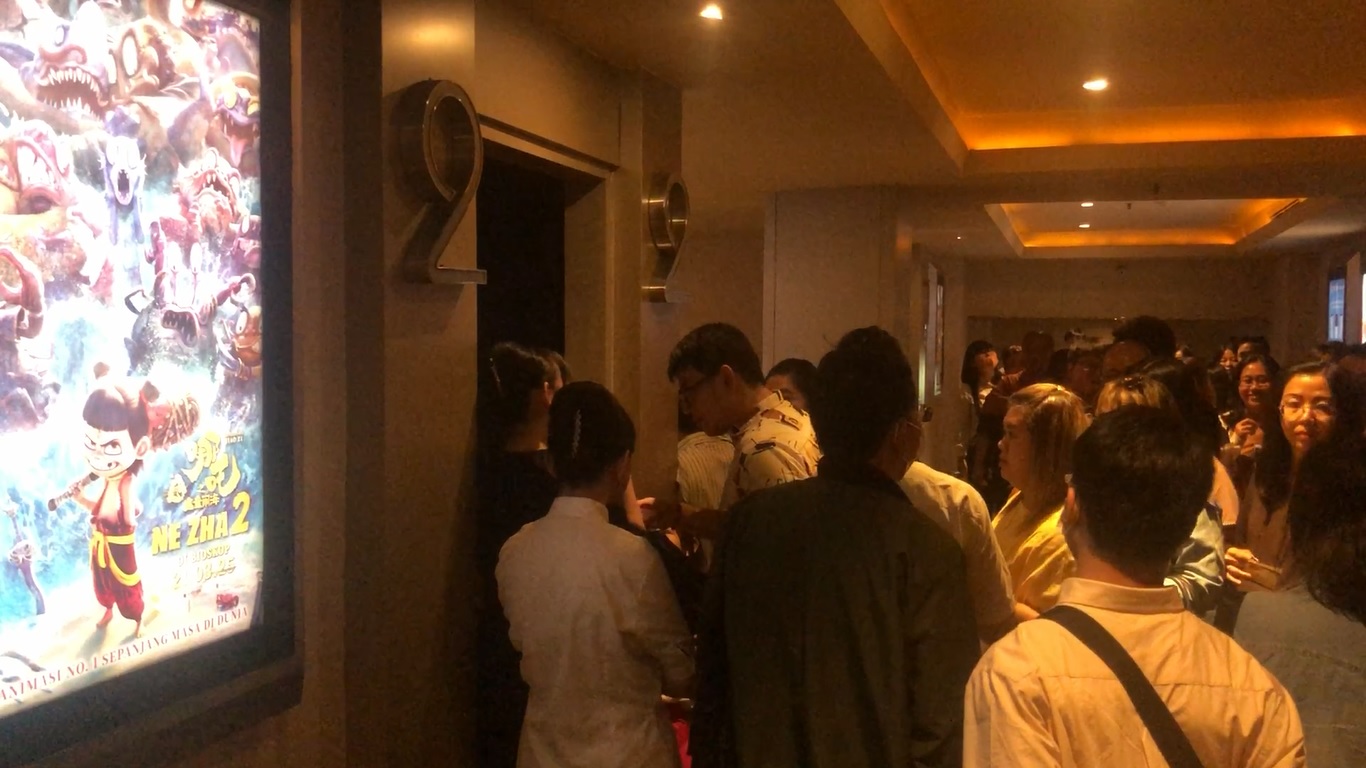 Film itu sejauh ini telah disaksikan oleh 446