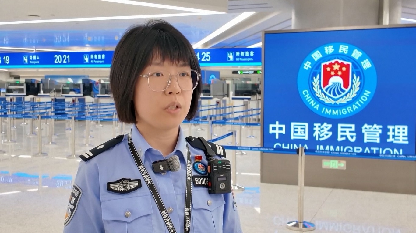 Rute baru ini mengurangi waktu tempuh dari Urumqi ke Fergana menjadi sekitar satu jam dari lebih dari enam jam