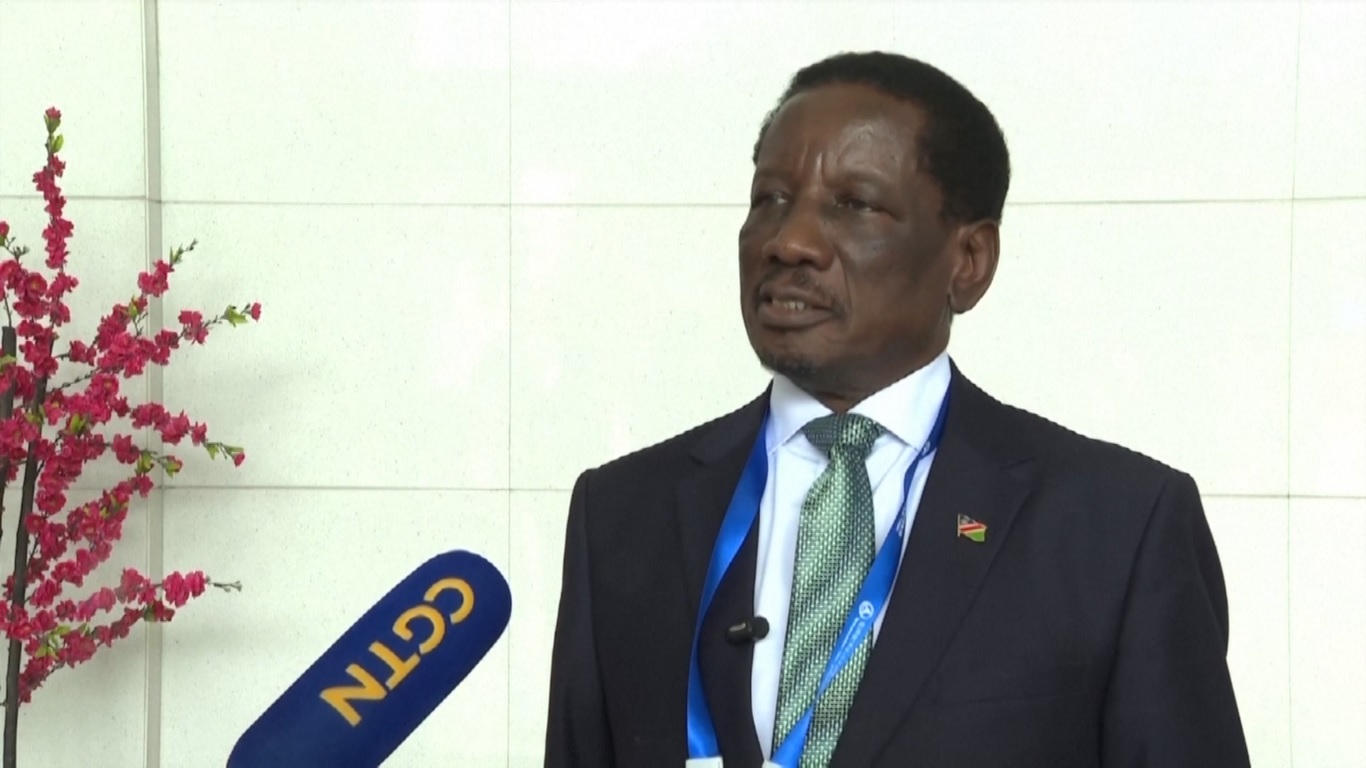 Para Diplomat Kunjungi Perusahaan Antariksa Terkemuka Tiongkok