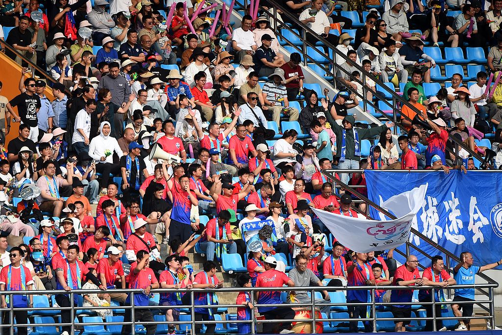 Liga Sepak Bola Akar Rumput Jiangsu Memacu Pertumbuhan Pariwisata