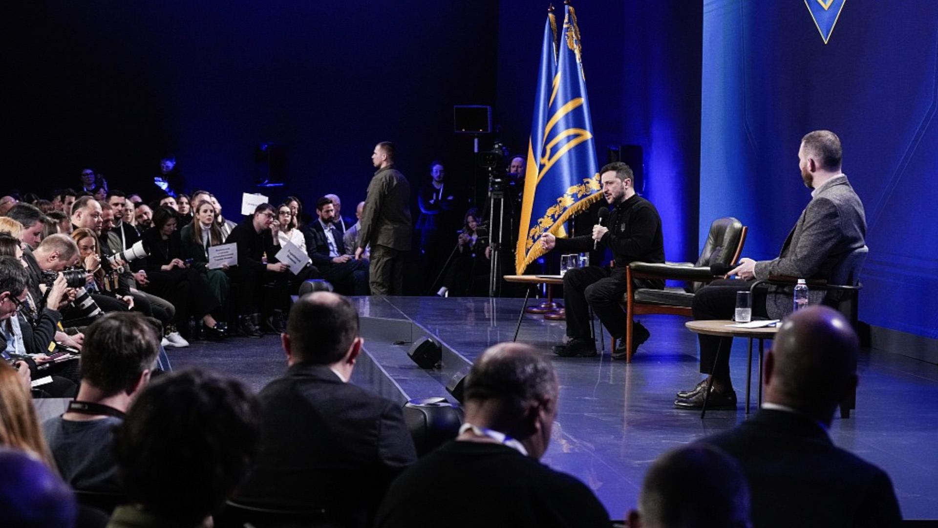 Pernyataannya muncul setelah Presiden AS Donald Trump menyebutnya sebagai diktator karena tidak menyelenggarakan pemilu di bawah darurat militer