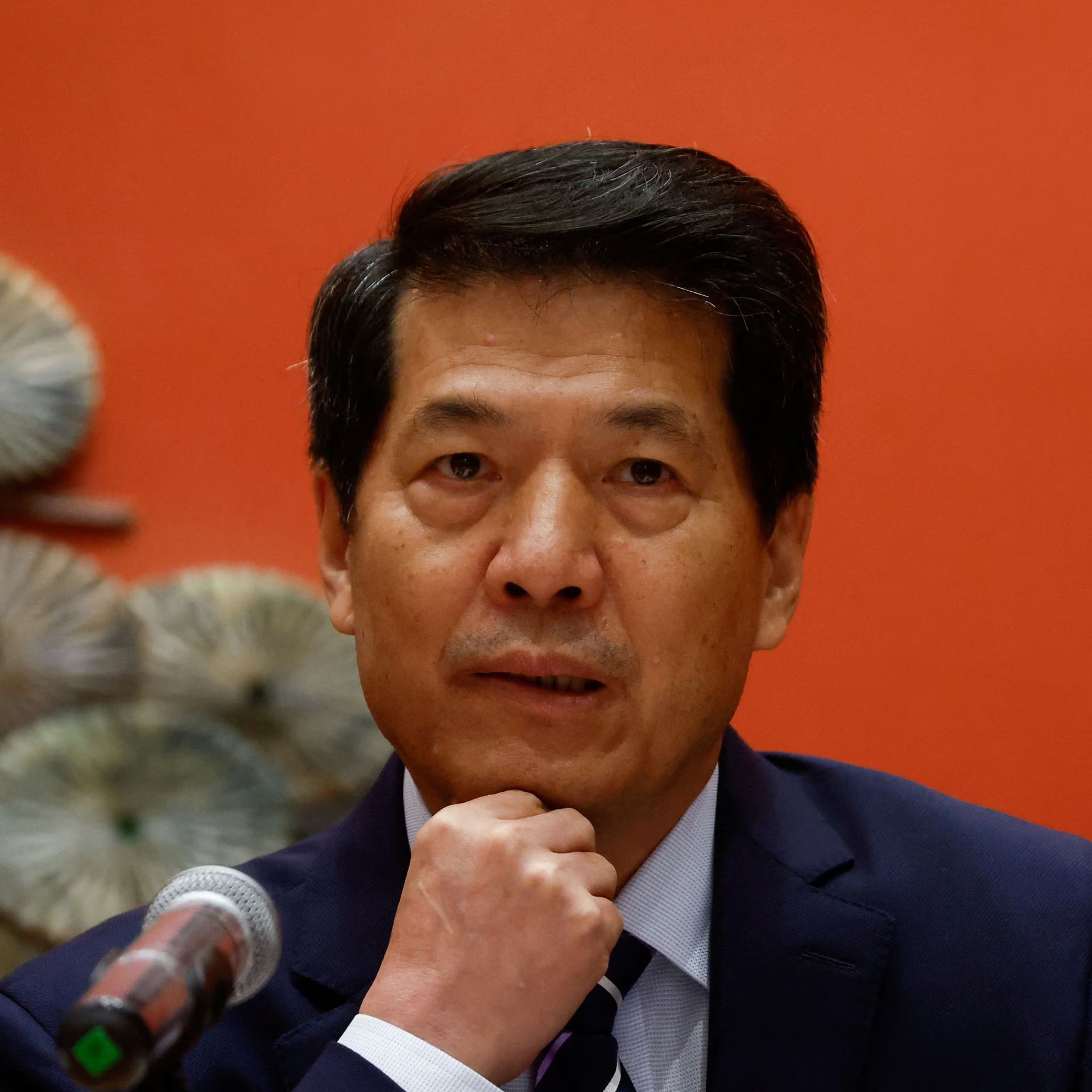 Beijing telah mempertahankan hubungan ekonomi dan diplomatik yang erat dengan Rusia