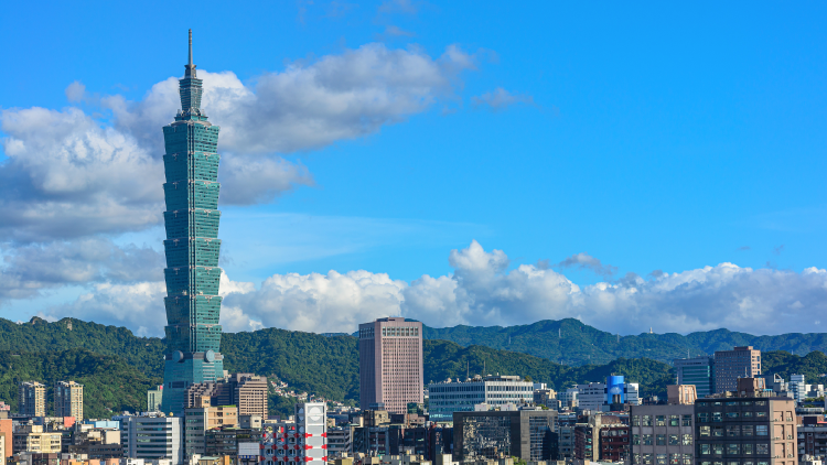 Taiwan adalah Taiwannya Tiongkok dan bagian yang tidak dapat dicabut dari wilayah Tiongkok tegas Wu Qian juru bicara kementerian Pertahanan Nasional Tiongkok