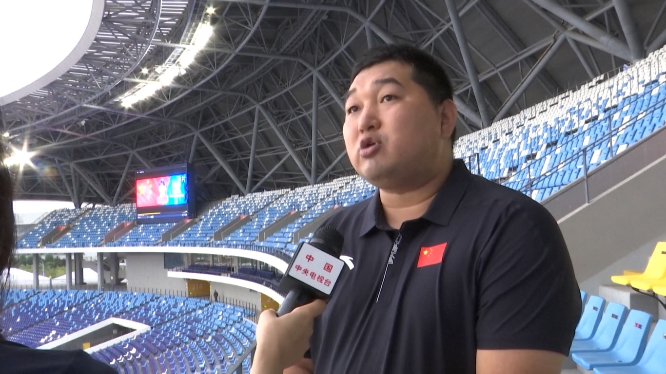 Stadion ini memiliki struktur baru yang dibangun dengan lebih dari 8000 ton baja