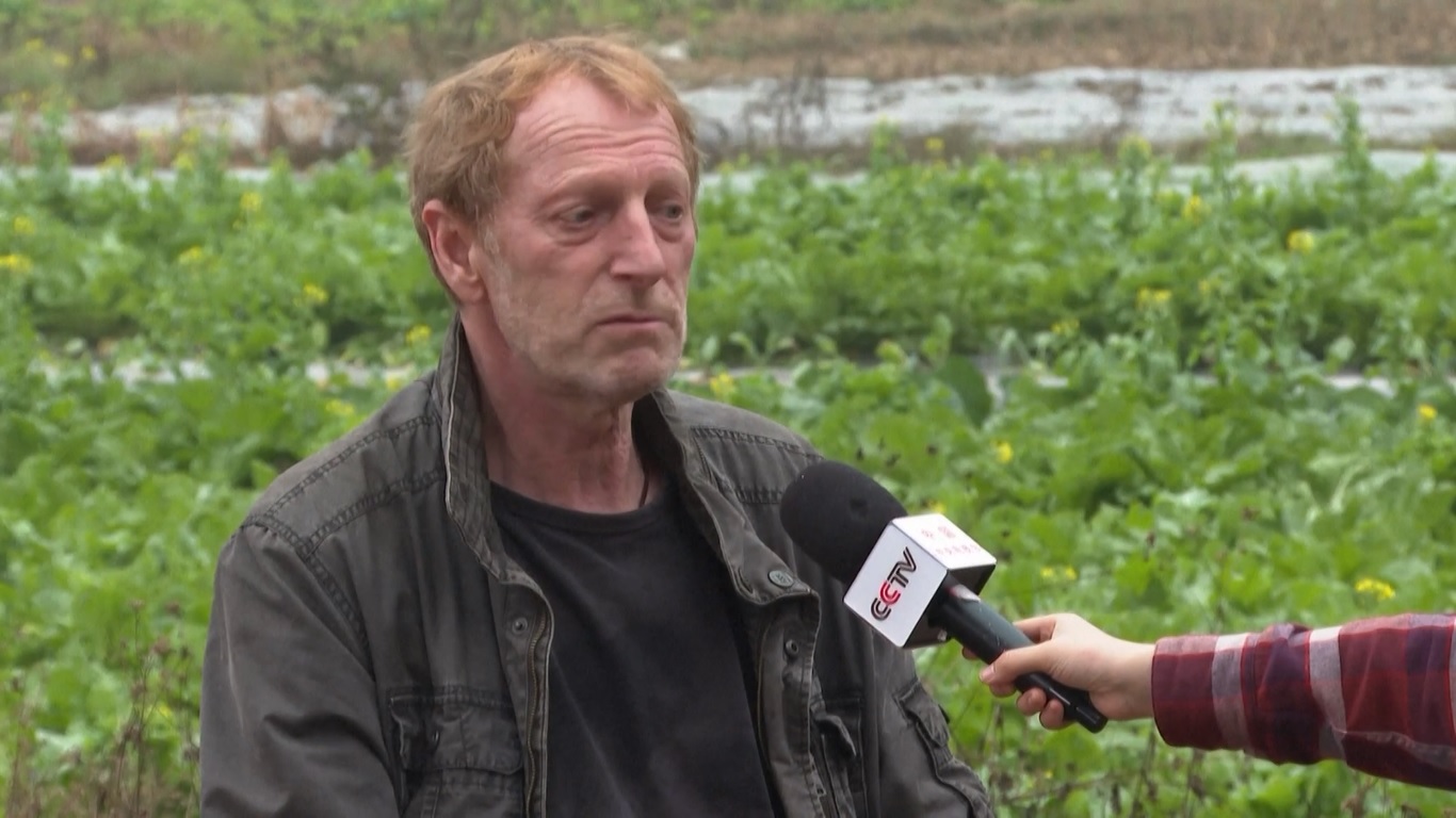 Hansen menetap di Guangxi dan menikahi seorang wanita Tiongkok