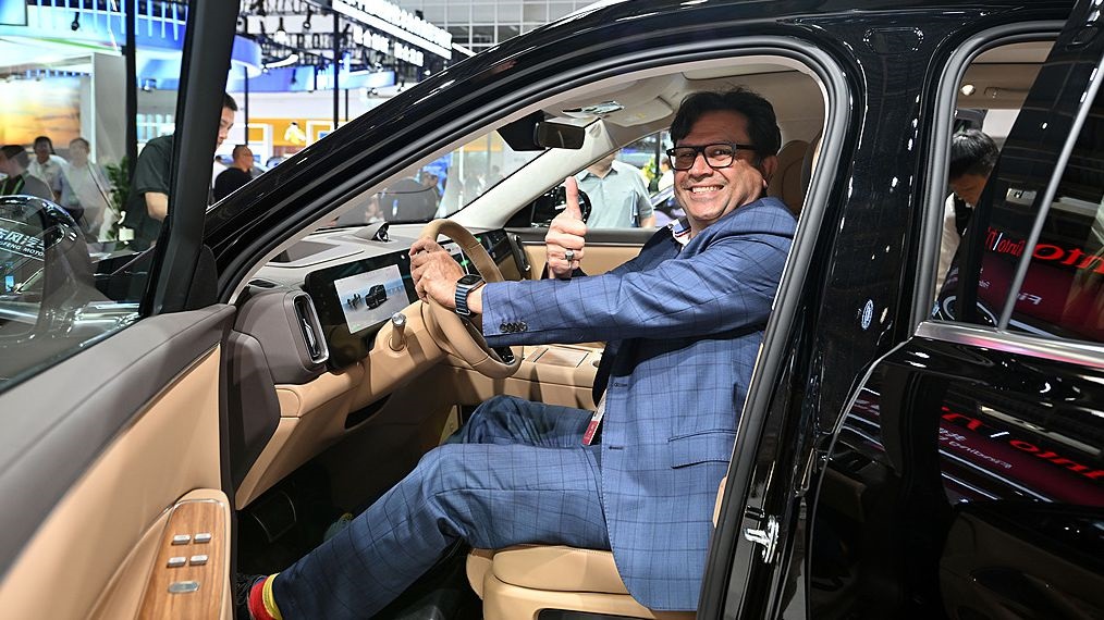 Produsen Mobil Global Melirik Peran yang Lebih Dalam  Dari Rantai Pasokan Pintar Tiongkok