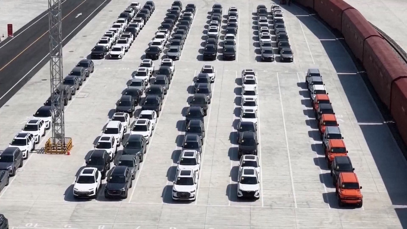 Sektor Otomotif Tiongkok Catat Pertumbuhan Dua Digit pada Periode Januari-Juli 2025