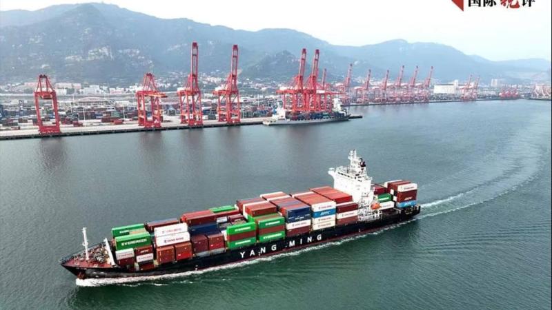 Dalam 4 bulan pertama tahun ini nilai total ekspor-impor perdagangan luar negeri Tiongkok tercatat 1332 triliun yuan RMB yang berarti naik 58 persen dibandingkan masa yang sama tahun lalu