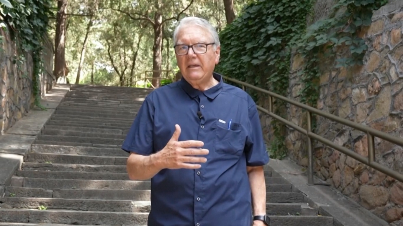 Spears menyampaikan pernyataan tersebut dalam sebuah wawancara dengan China Global Television Network (CGTN) menjelang peringatan 75 tahun berdirinya Republik Rakyat Tiongkok