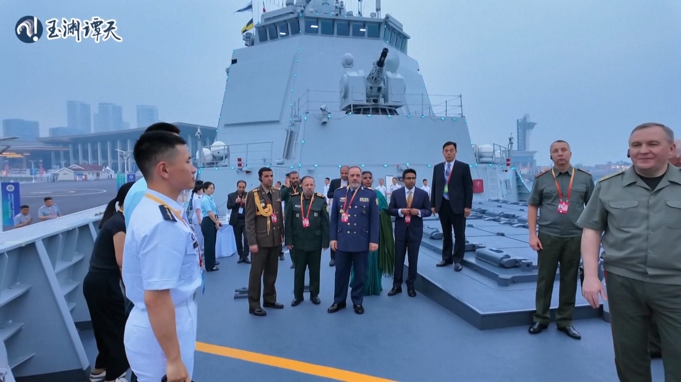 Menteri Pertahanan SCO Kunjungi Kapal Perusak Tiongkok di Qingdao