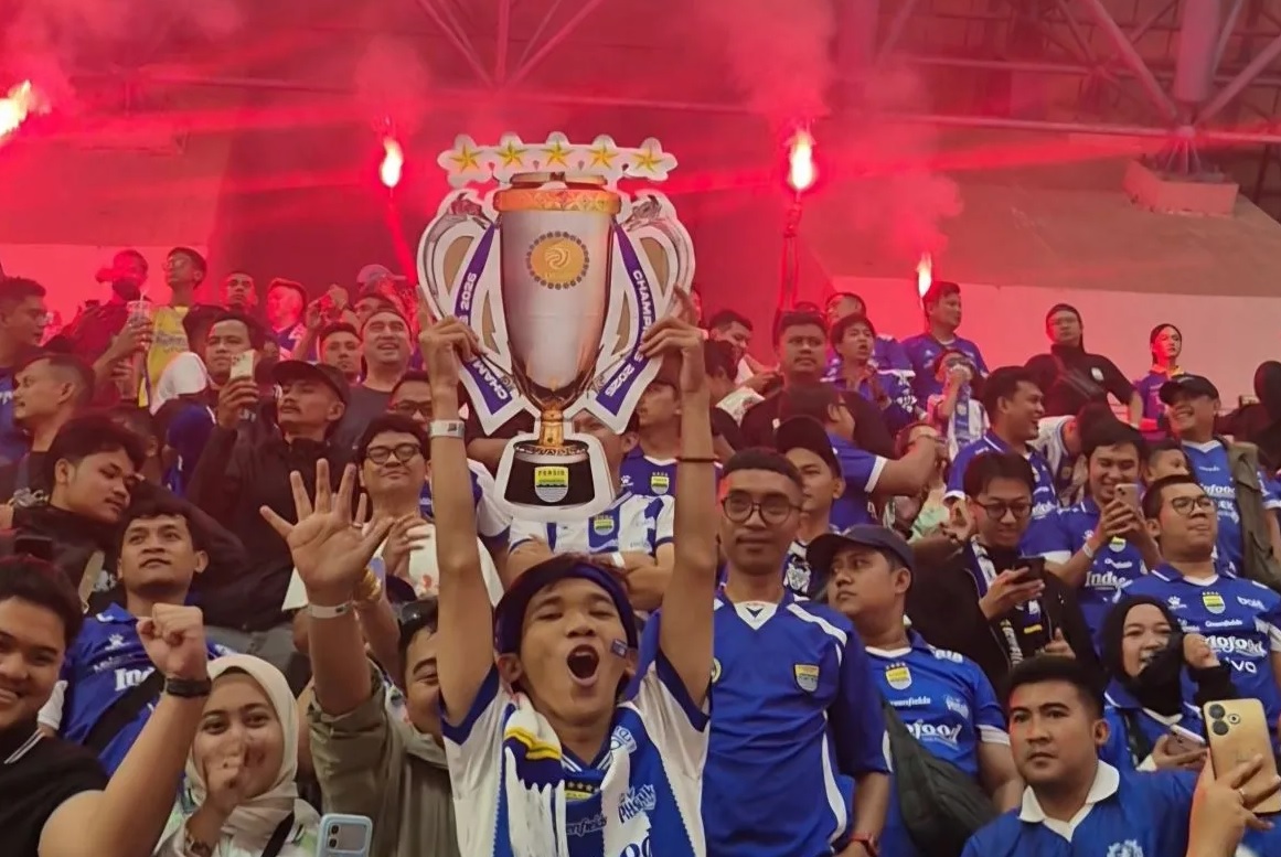 Setelah Persib Hattrick Juara Liga, Euforia Bobotoh Pecah di GBLA
