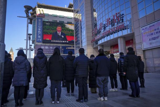 Rapat belasungkawa Kamerad Jiang Zemin diadakan dengan khidmat di Balai Agung Rakyat Beijing pada Selasa pagi (6/12) pukul 10:00 waktu setempat
