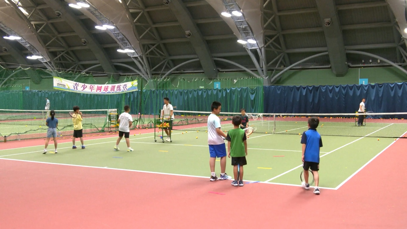 Di sebuah klub tenis di Beijing