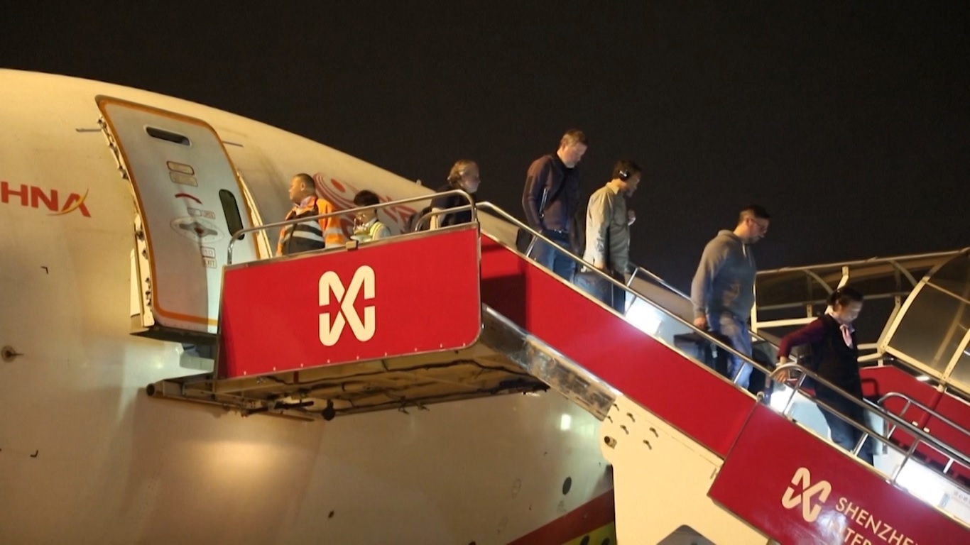 Menurut kebijakan tersebut