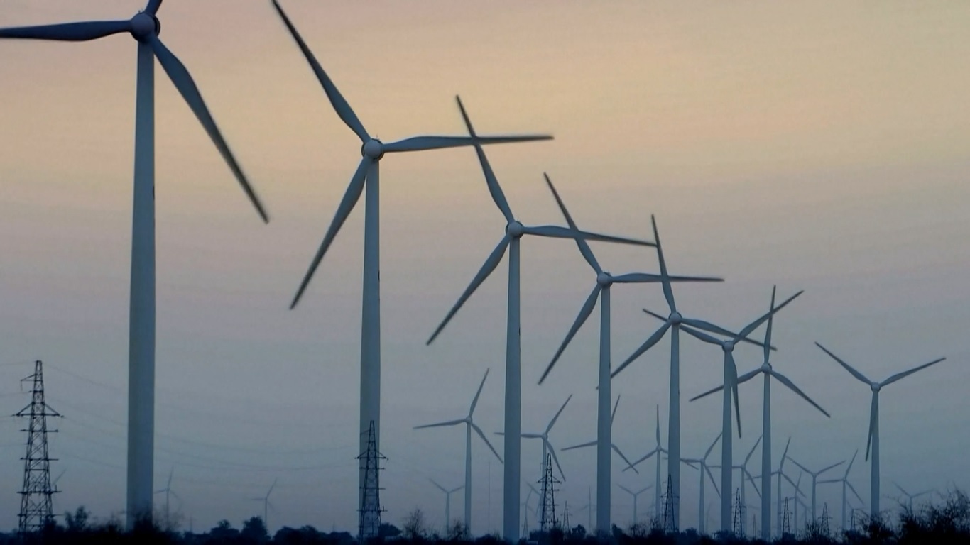 Proporsi energi bersih dalam total pembangkit listrik negara itu meningkat dari 17