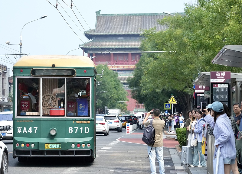 Rute tur bus Poros Tengah Beijing telah terbukti menjadi yang paling populer