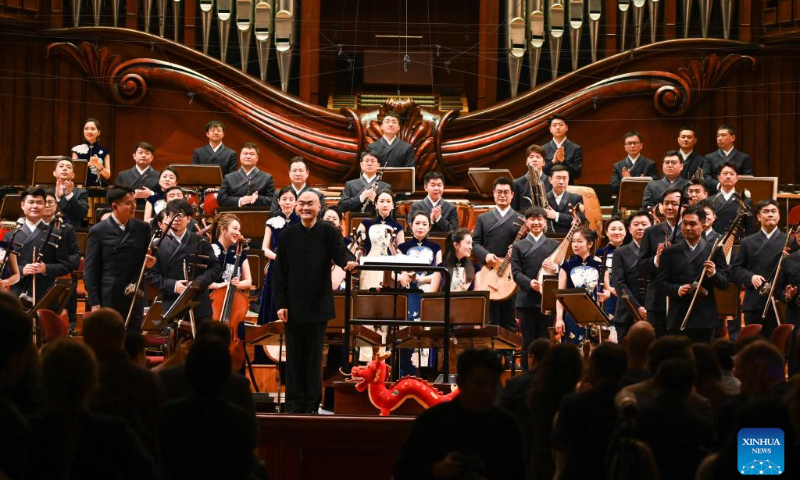 Konser tersebut dibawakan oleh musisi dari Teater Drama Tari dan Opera Nasional Tiongkok