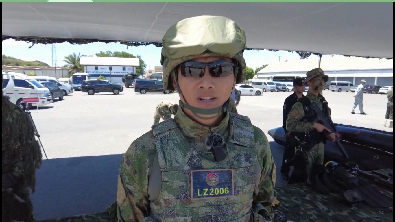 Sekitar 400 tentara Tiongkok dan Thailand menghadiri upacara pembukaan yang diadakan di pelabuhan militer di Distrik Sattahip di Thailand selatan