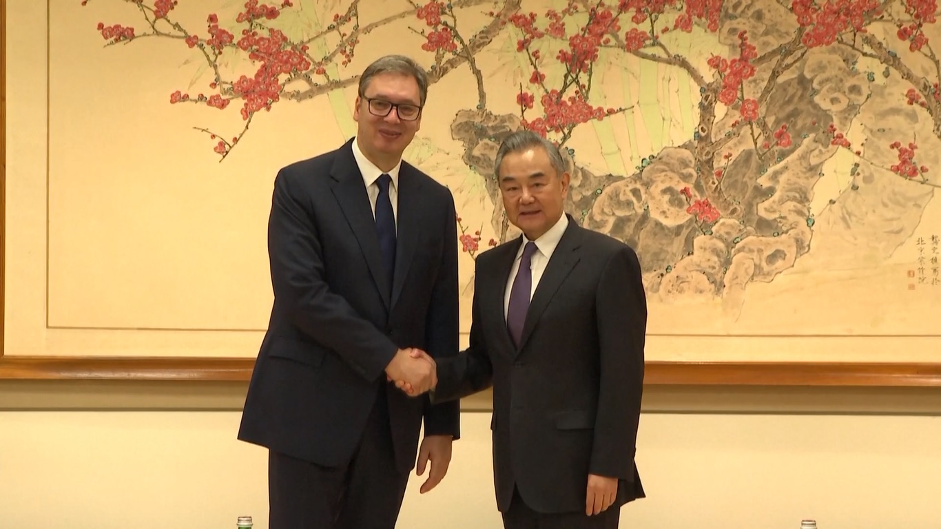 Ia mencatat bahwa Tiongkok dan Serbia saling percaya dan mendukung serta bersama-sama menjaga keadilan dan kewajaran internasional