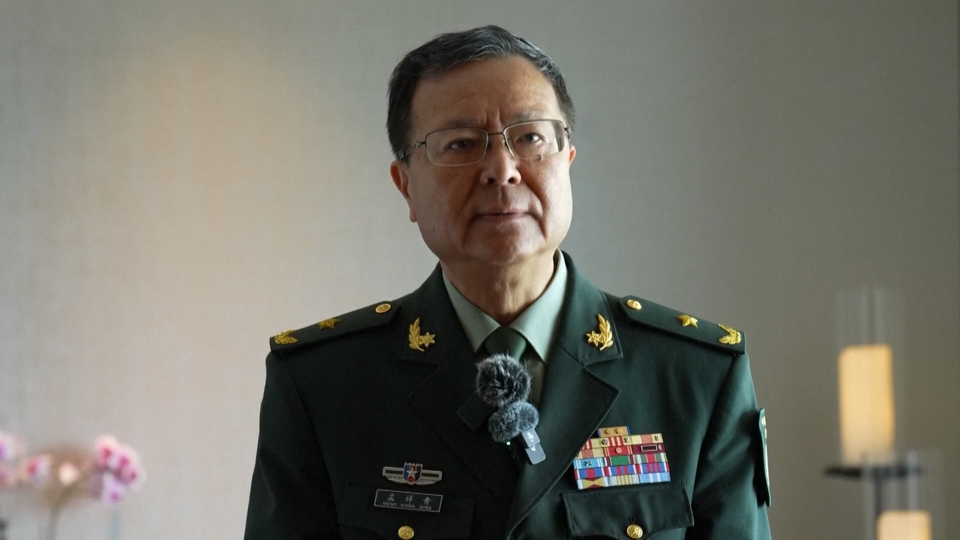 Itu merupakan tanggapan atas pernyataan Menteri Pertahanan Filipina