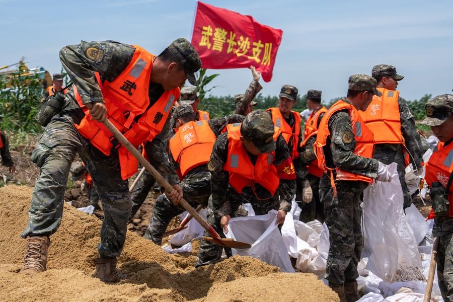 Manajemen Darurat Tiongkok mengatakan pada hari Sabtu bahwa Hunan akan mengalami badai hujan lebat dan sebagian provinsi akan mengalami badai hujan yang sangat lebat dari Sabtu malam hingga Senin karena dampak Topan Gaemi