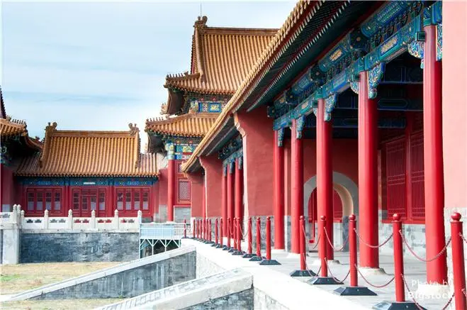 Salah satu lokasi bernuansa supranatural di Beijing adalah Gereja Chaonei yang dibangun pada tahun 1910  tempat ini menjadi salah satu tempat wisata berhantu yang paling populer di kalangan penduduk setempat