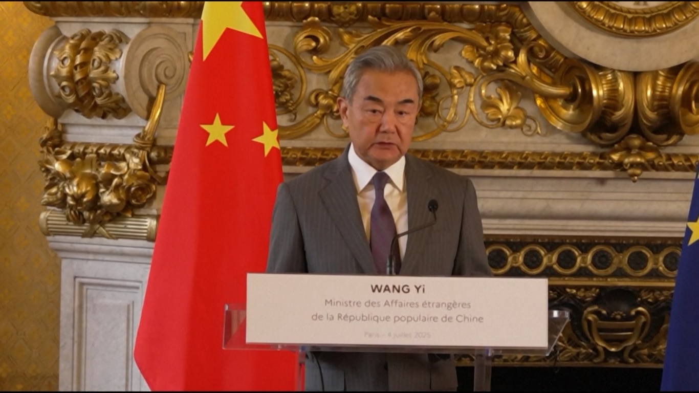 Menlu: Tiongkok dan Prancis Harus Bertindak sebagai Kekuatan untuk Stabilitas, Keterbukaan, Inklusivitas, dan Persatuan