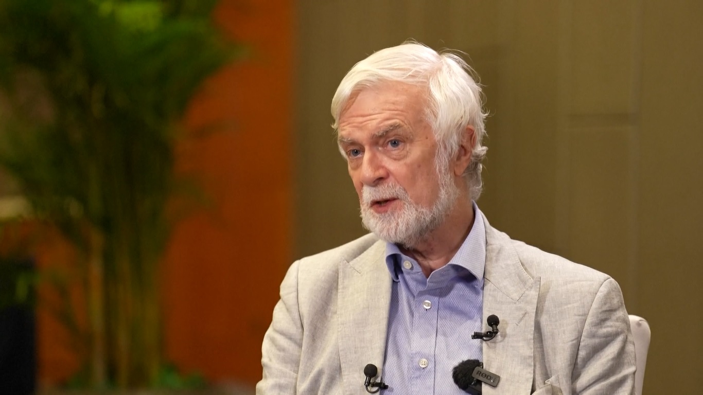 Saat mengomentari upaya Tiongkok dalam mengatasi perubahan iklim