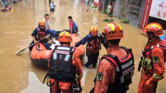 Pusat survei hidrologi dan sumber daya air provinsi telah memperingatkan penduduk di Hunan utara dan tengah tentang risiko banjir dan bencana sekunder lainnya