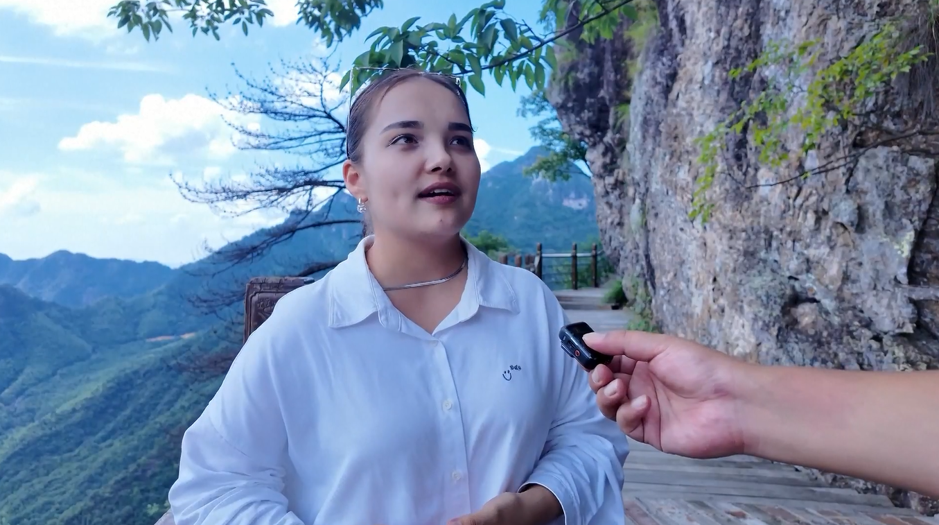 Destinasi Pegunungan di Jiangxi Berhasil Memikat Wisatawan Internasional dengan Kesejukan Alaminya