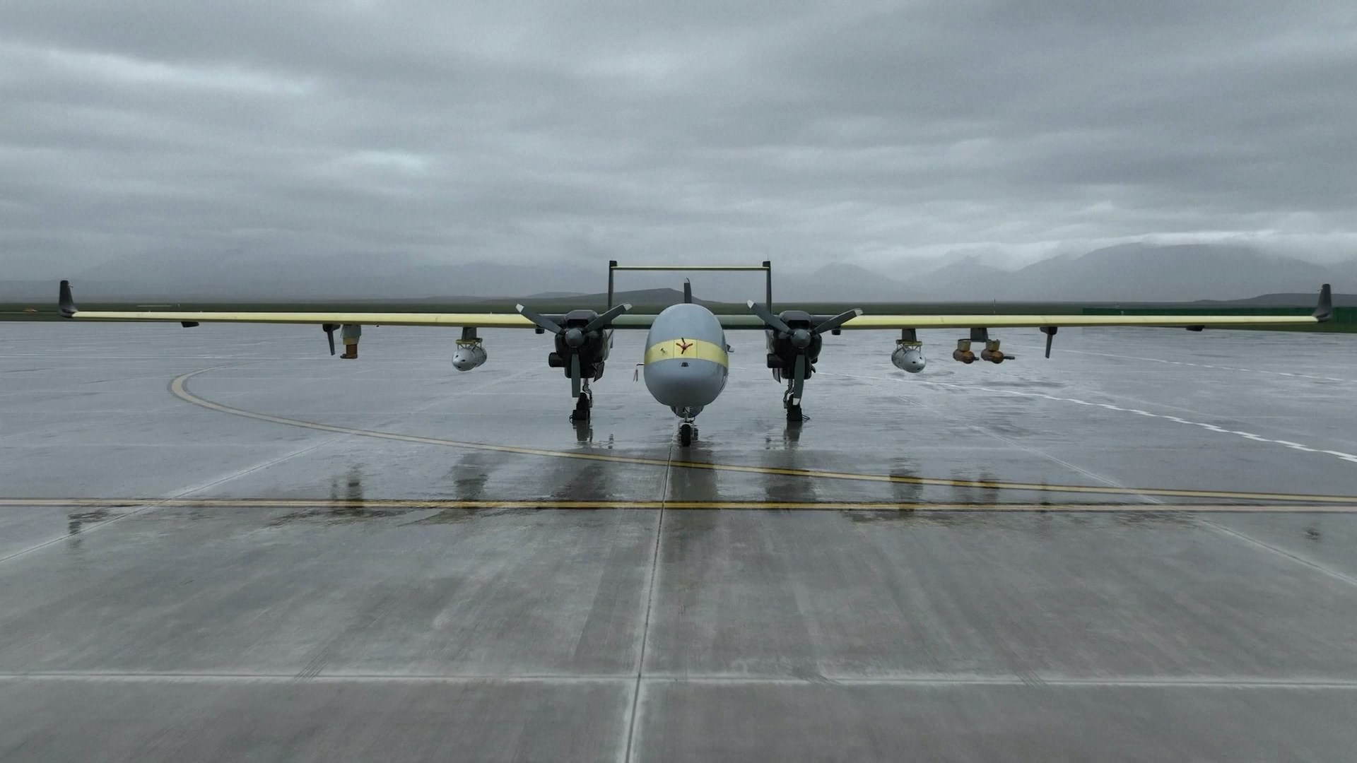  Operasi pembuatan hujan menggunakan kendaraan udara nirawak (UAV) telah dilakukan sejak Kamis lalu hingga Selasa di wilayah Xinjiang