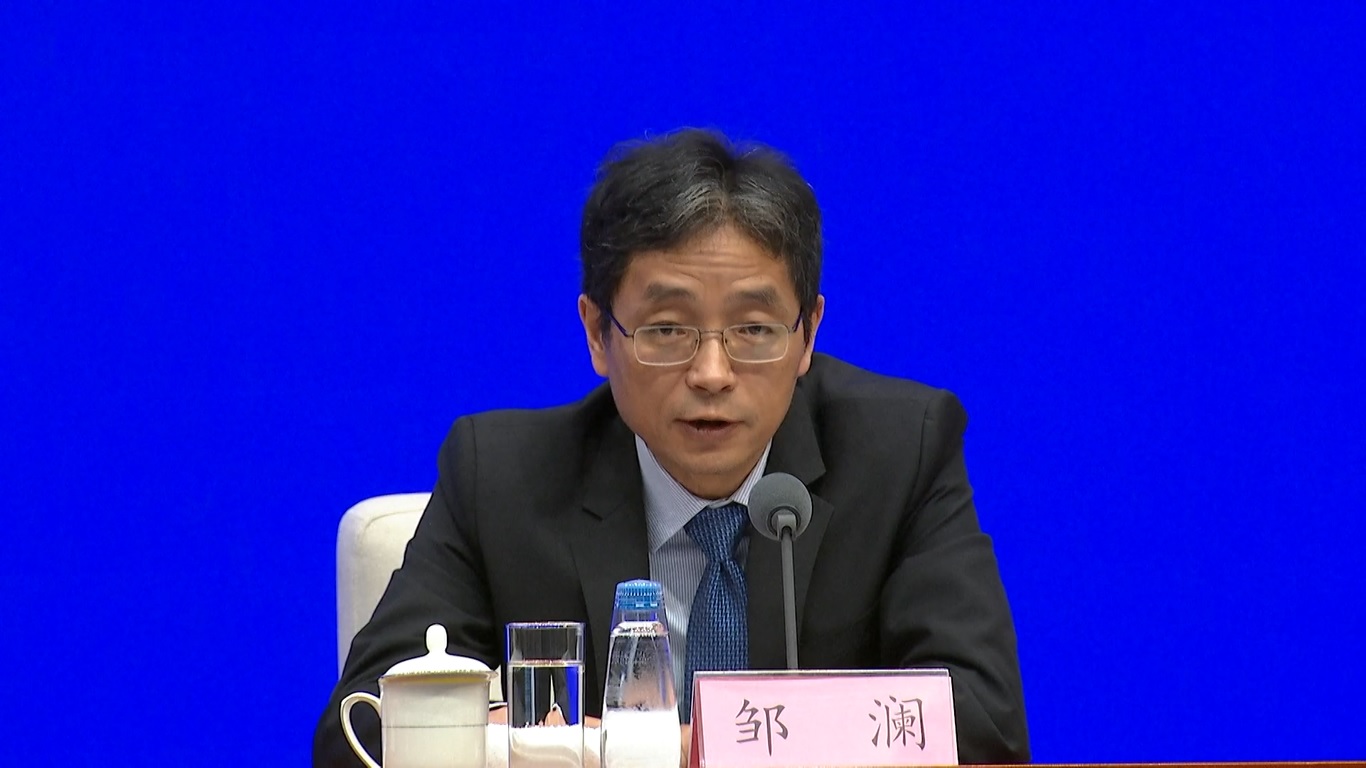 Zou mengatakan bahwa Bank sentral Tiongkok juga secara positif menanggapi perubahan nilai tukar RMB sambil menstabilkan ekspektasi pasar