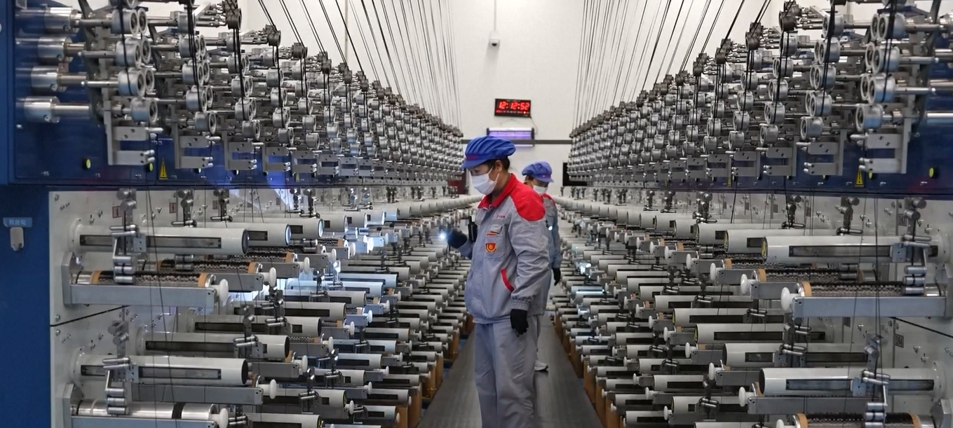 Tiongkok Membuat Terobosan dengan Memperkenalkan Serat Karbon Berkekuatan sangat Tinggi