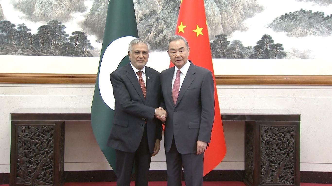 Dar mengatakan Pakistan menghargai persahabatan persaudaraan dengan Tiongkok