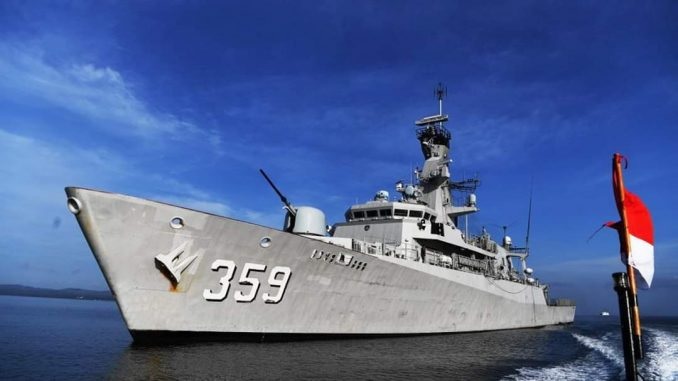 Pemeringkatan angkatan laut terkuat di dunia versi WDMMW disusun berdasarkan jumlah total kapal perang dan kapal selam serta kualitas dan campuran inventaris seperti modernisasi dukungan logistik kemampuan serangan dan pertahanan dan lain-lain