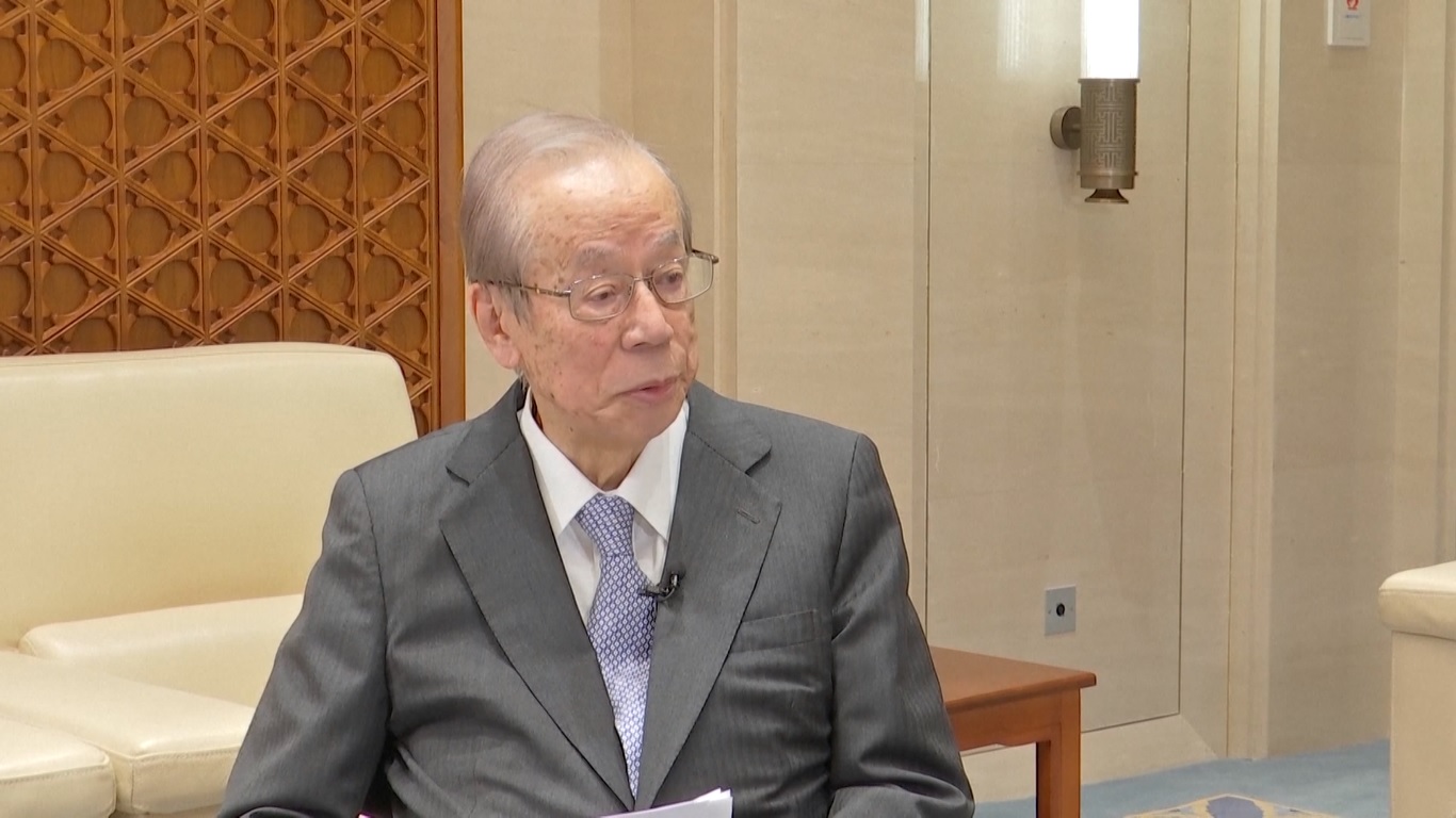 Fukuda mengatakan bahwa ia berharap kedua negara dapat memperdalam saling pengertian dan mengajak lebih banyak orang Jepang untuk mengunjungi Tiongkok untuk membantu mengubah persepsi mereka