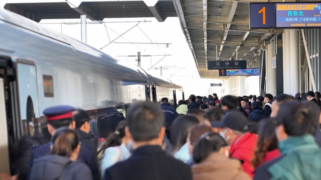 Selama 17 hari pertama musim liburan Festival Musim Semi