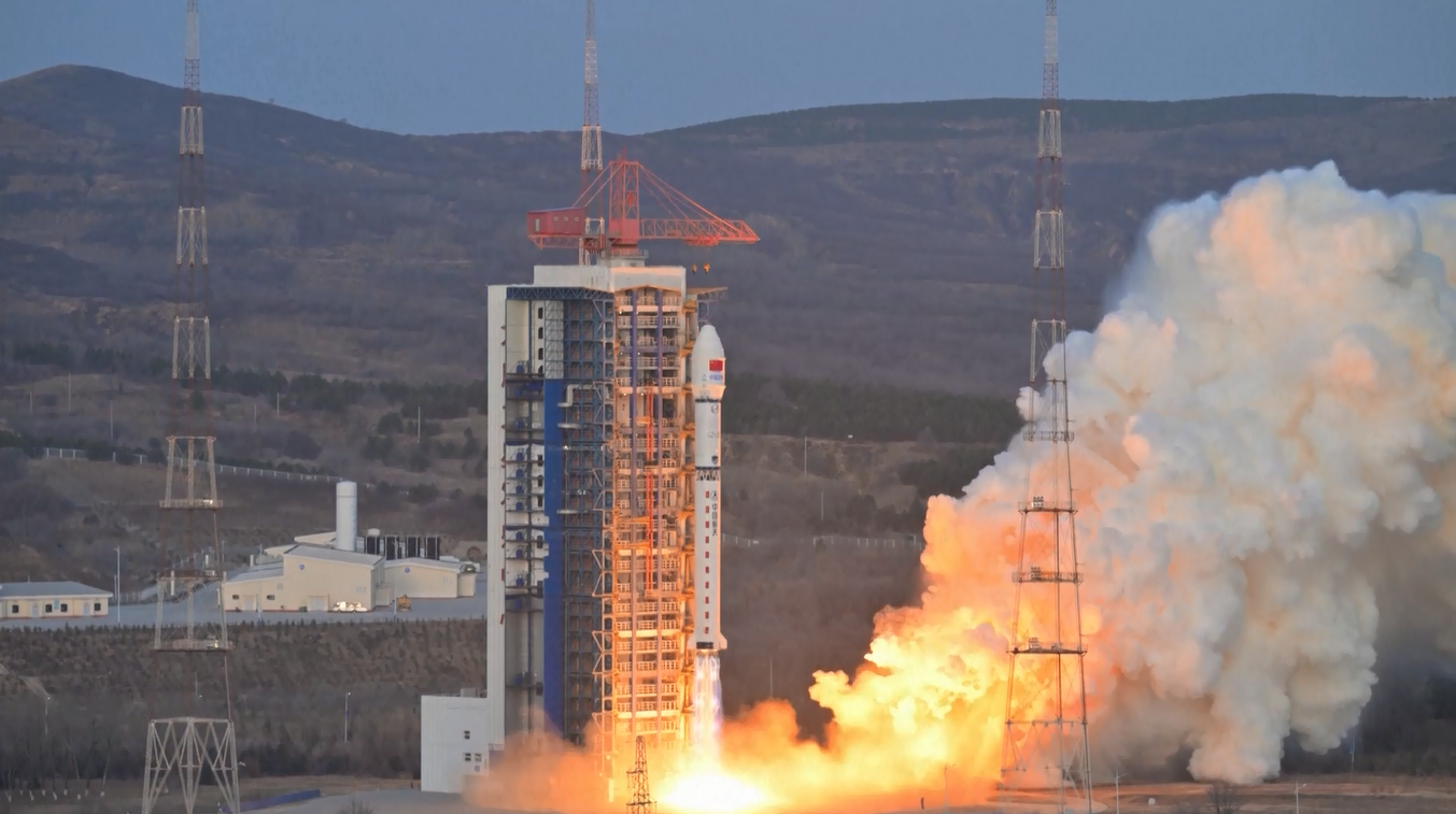 Tiongkok Luncurkan Dua Satelit Baru dari Pusat Peluncuran Satelit Taiyuan