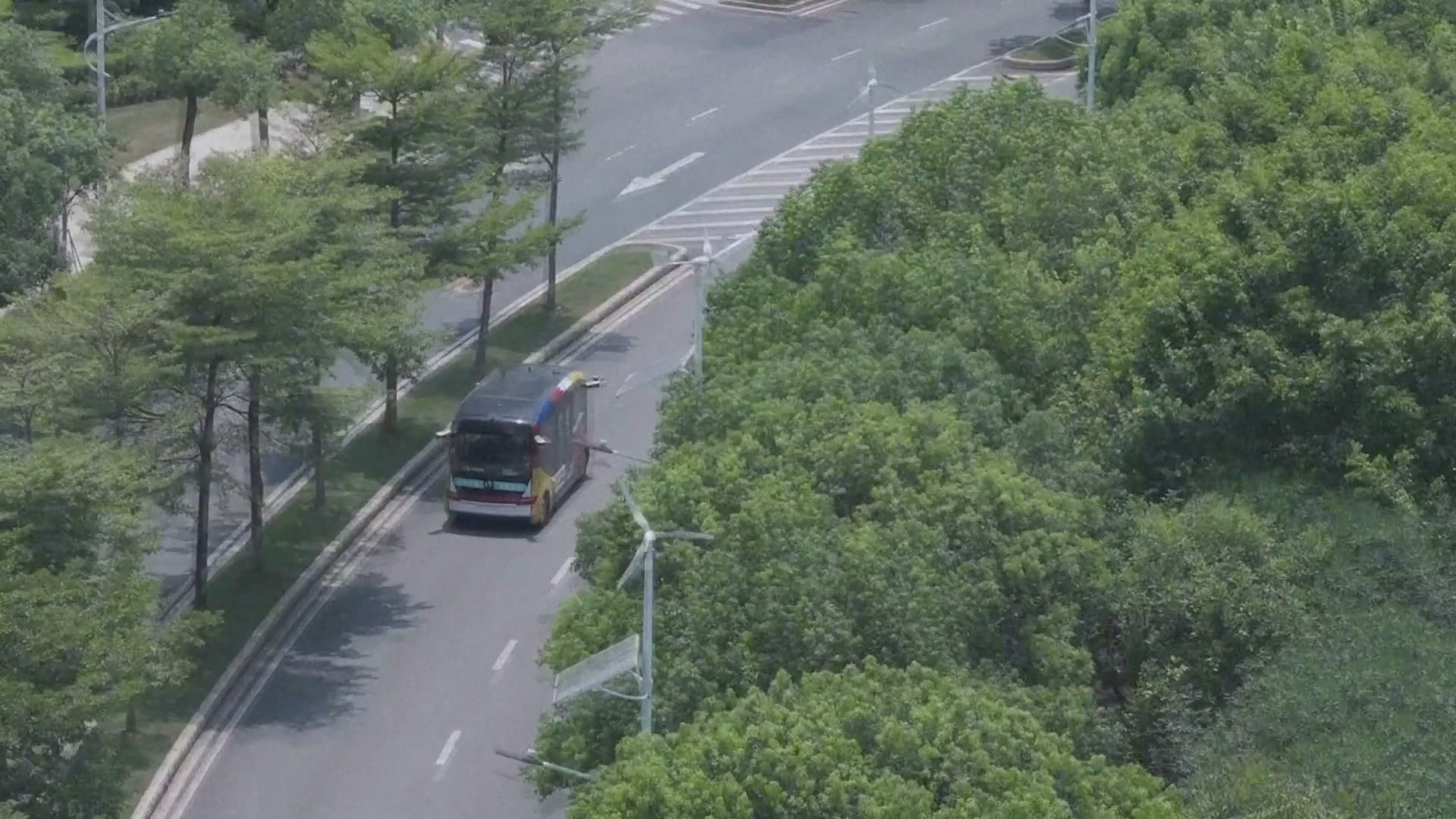 Kabupaten Deqing di Tiongkok timur telah menjadi rumah bagi perusahaan kendaraan otonom