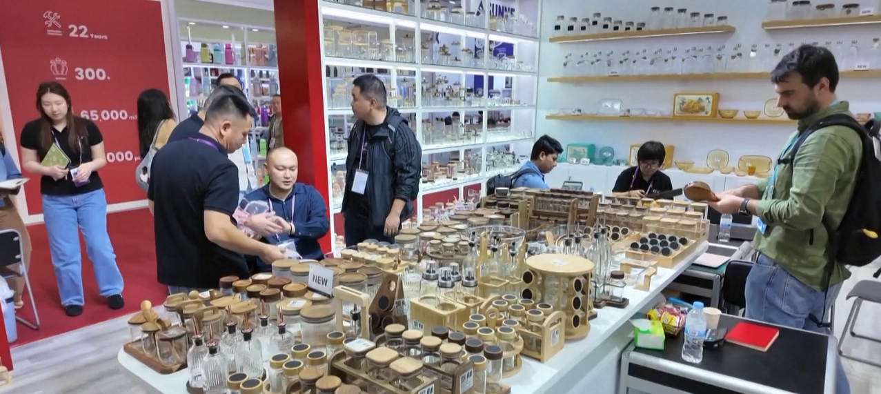 Canton Fair Menarik Jumlah Pembeli Terkemuka yang Pecahkan Rekor seiring Berakhirnya Tahap Kedua