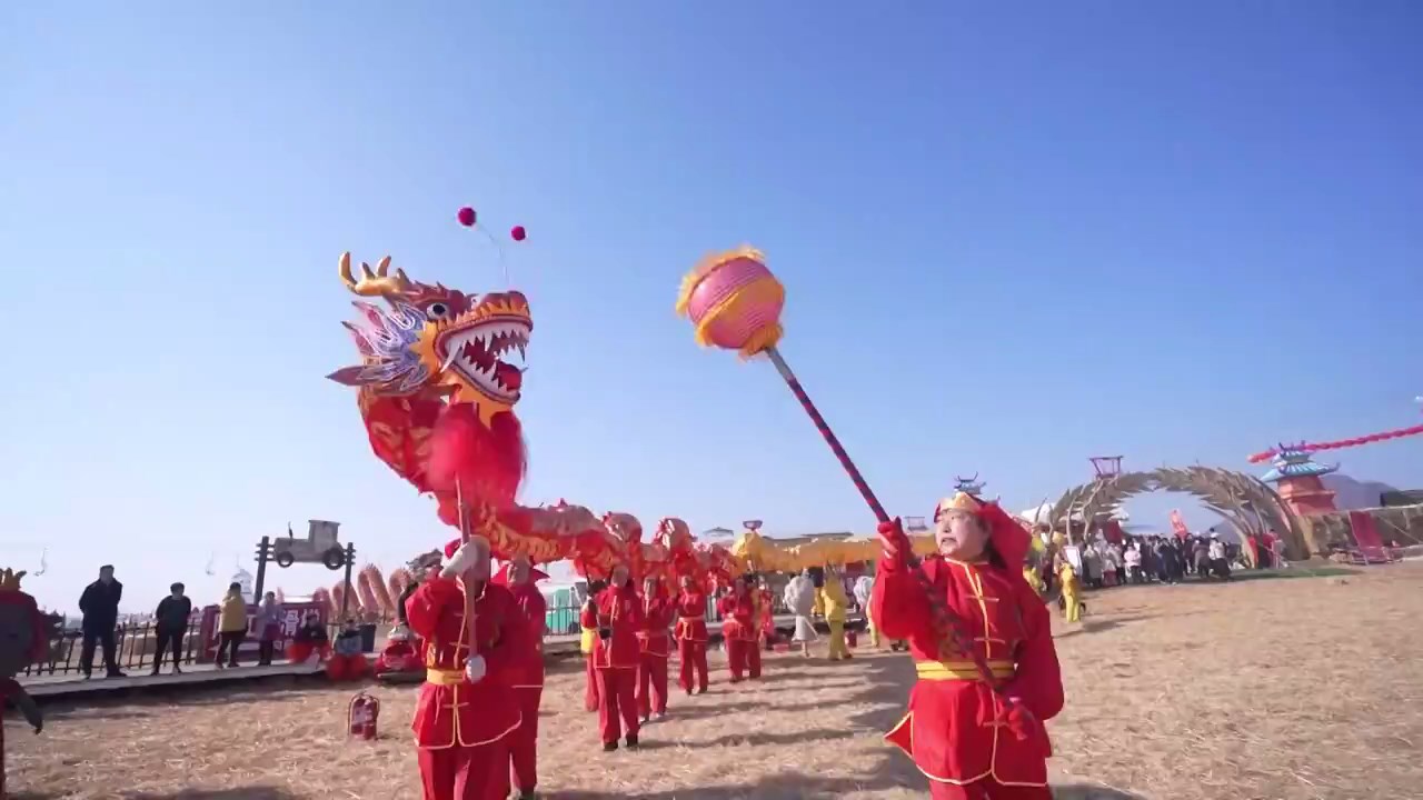 Pasar pariwisata Tiongkok sungguh makmur selama liburan panjang tahun baru Imlek 2024