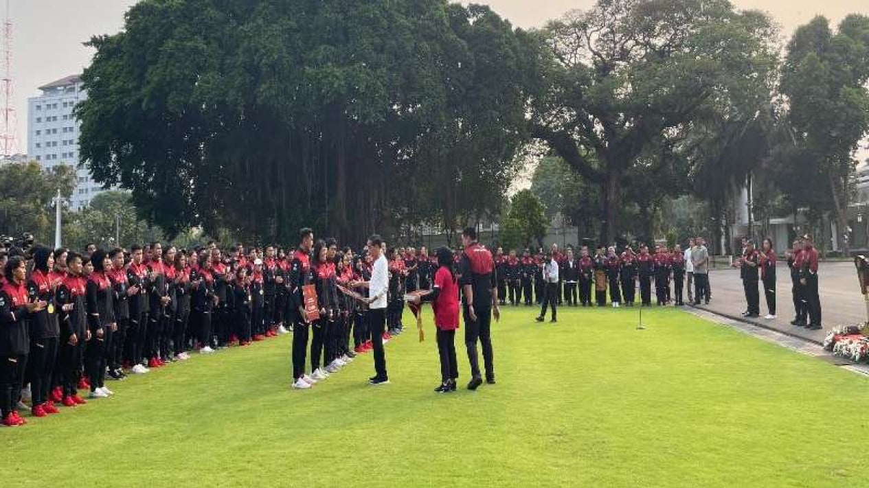 Presiden Joko Widodo (Jokowi) menerima ratusan atlet Indonesia yang telah berlaga dalam Sea Games 2023